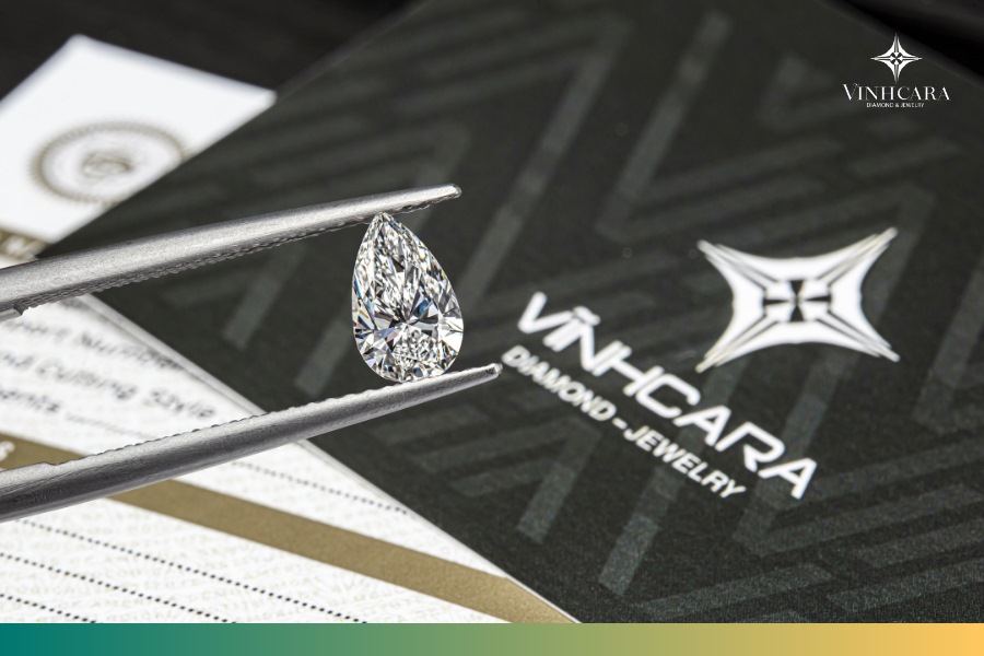 Kim cương trọng lượng 4 Carat cần đi kèm giấy kiểm định quốc tế