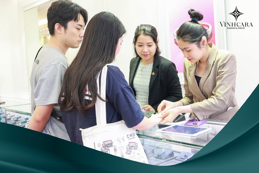 Lắc tay nữ Vĩnh Cara được chế tác với tiêu chuẩn nghiêm ngặt