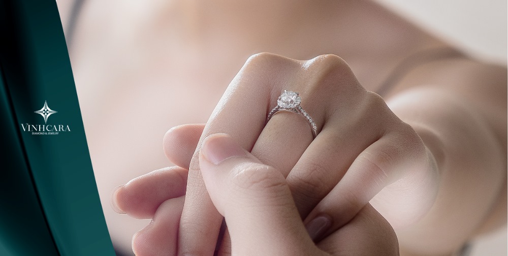 Tất tần tật về kim cương tròn thanh lịch, tinh tế