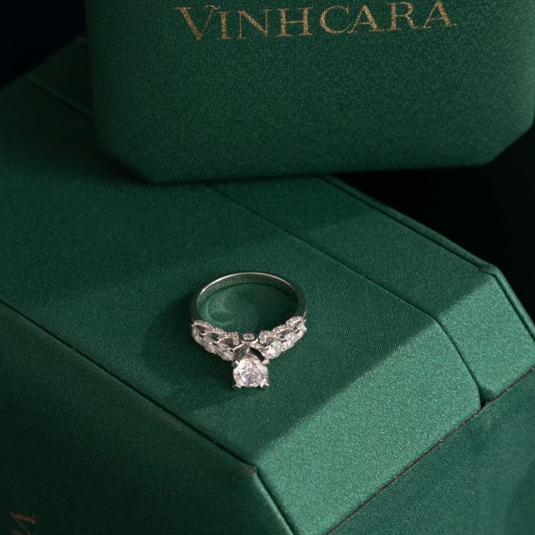 Vỏ nhẫn nữ Kim cương Vàng trắng 18K VCR NN-0903 tinh tế